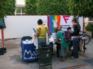Stand de Maná en las Jornadas de Voluntariado de la Universidad de Sevilla
